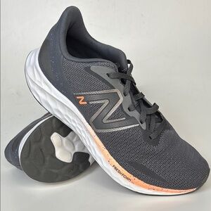 New Balance fresh foam Arishi size 10 B (wide)